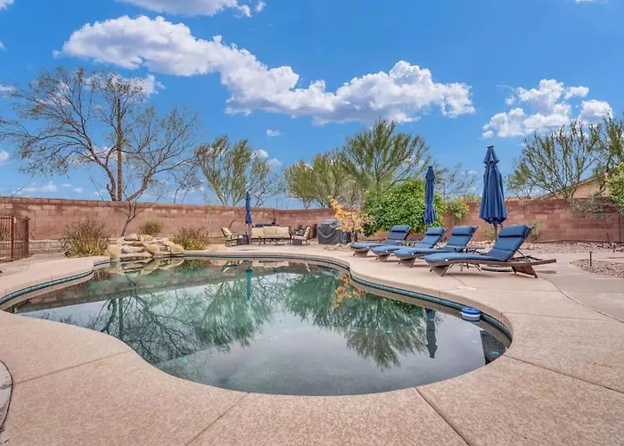 Spacious With Pool & Bike Access Tucson