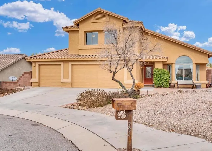Spacious With Pool & Bike Access Tucson